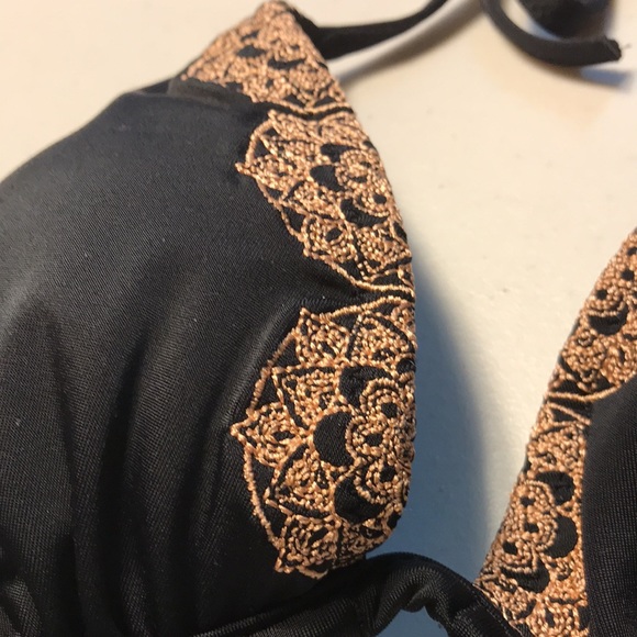 Embroidered Bikini Set - Picture 7 of 12